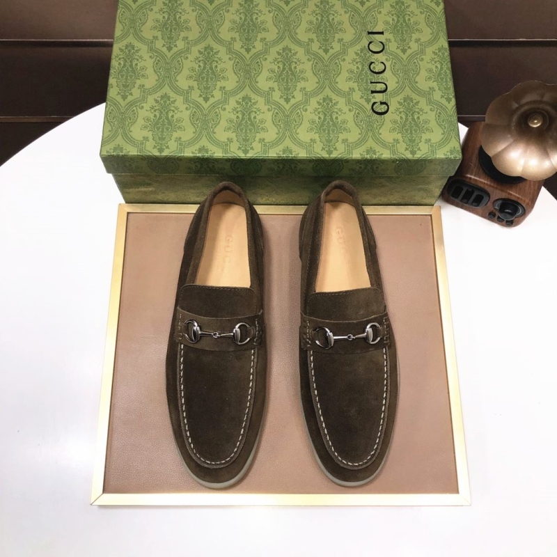 G*u*i leather shoes